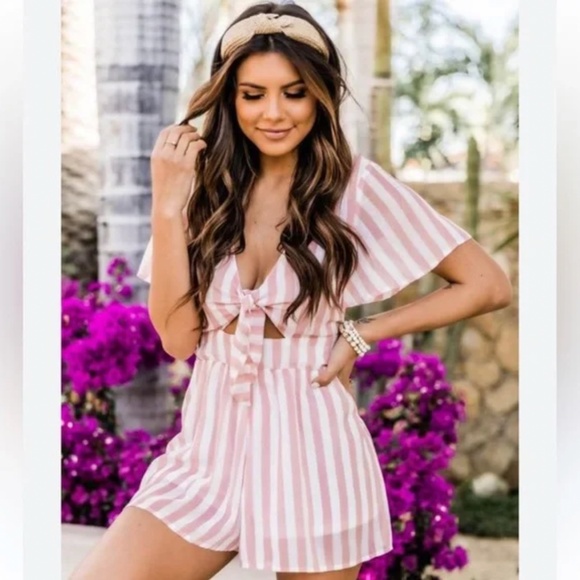 Pink Lily Pants - NWOT Pink Lily “Love for a Lifetime” Striped Romper